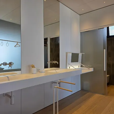 Skyline Boutique Apartment *