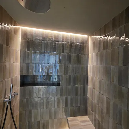 Skyline Boutique Apartment